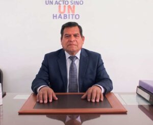 Mg. Carlos Ayala Torres